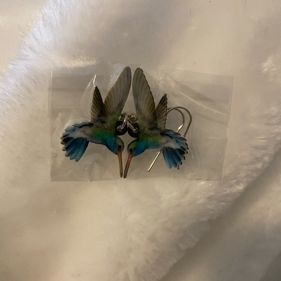 Hummingbird Earrings Acrylic NWT - Picture 6 of 7